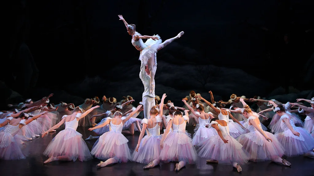 English Youth Ballet - Swan Lake