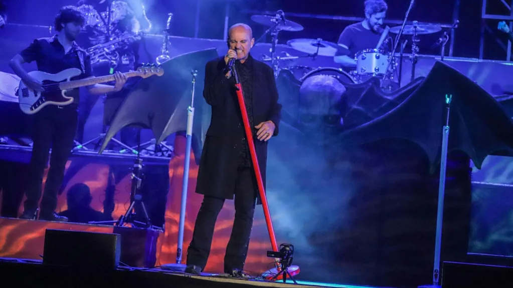Steve Steinman's Anything for Love - The Meat Loaf Story