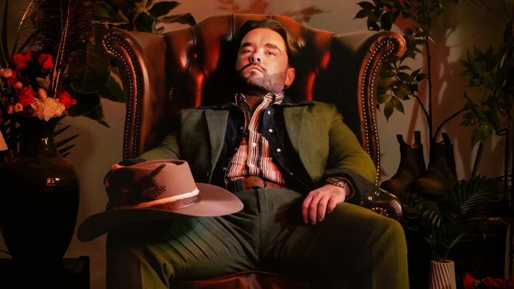 Adam Rowe: Fashionism