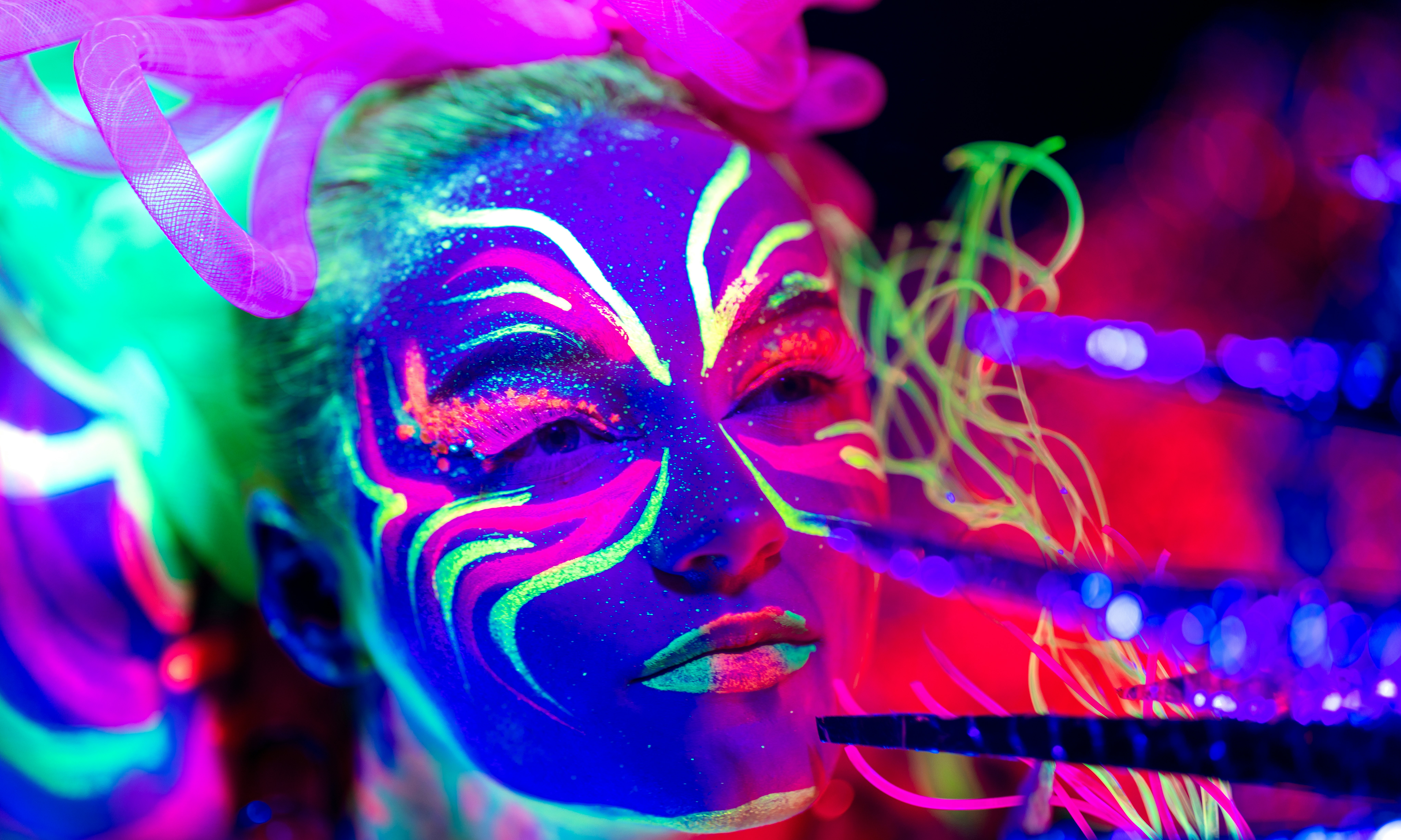 Neon Naked Life Drawing in Brixton!