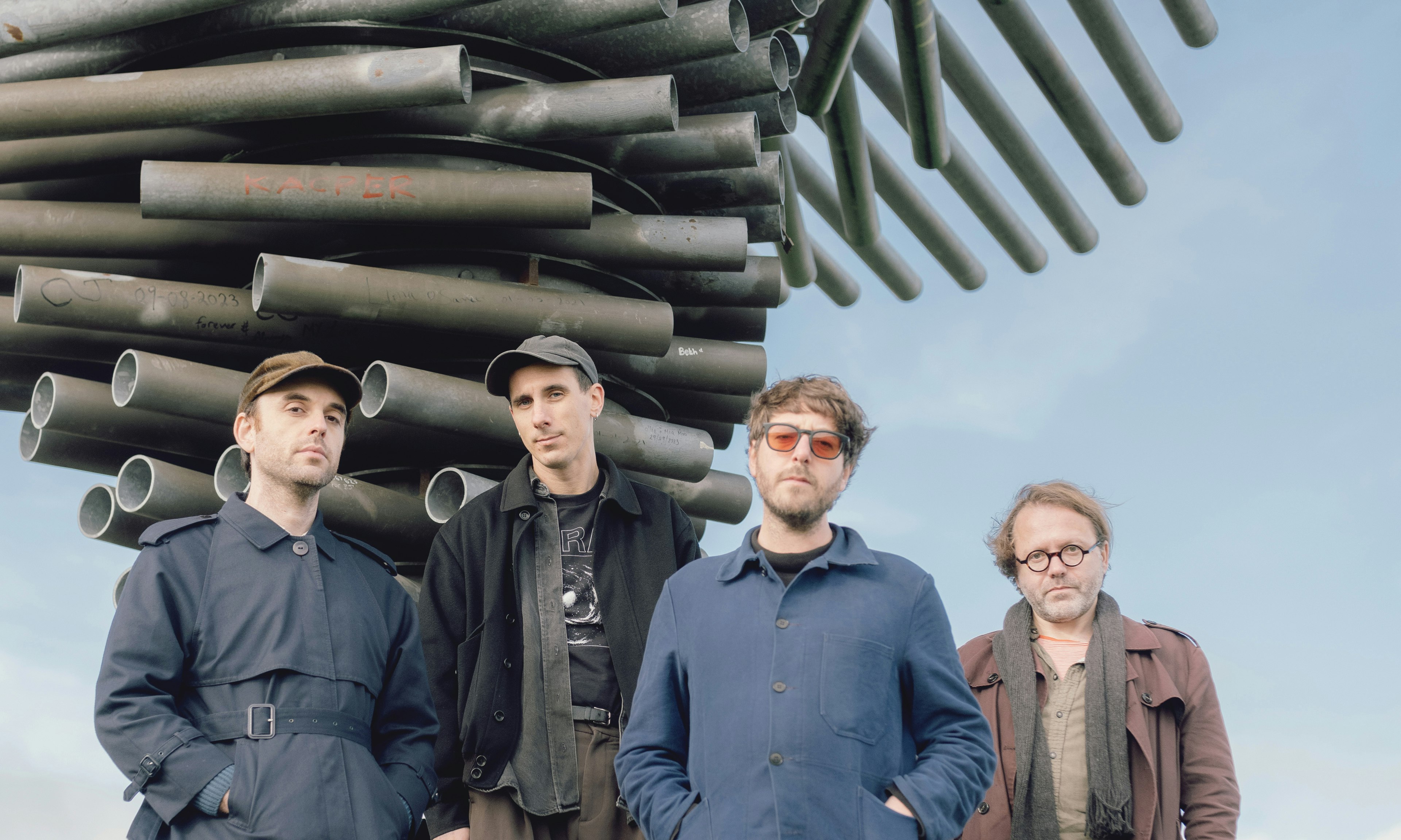 Ex-Easter Island Head + Rún