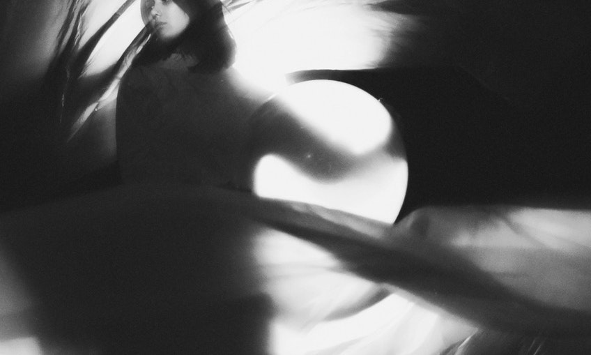 HOT TAKE: Bug Teeth, Zoë’s Brothers & Tesni