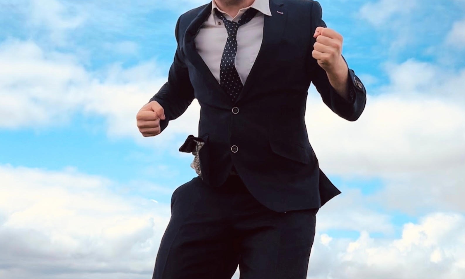 Alex Kitson: Now Look Here (WIP)