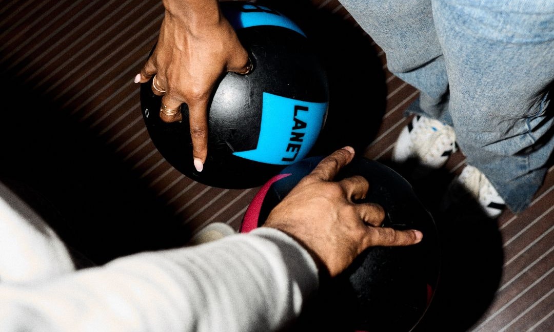 Strikes Bowling Club: Back To The Lane