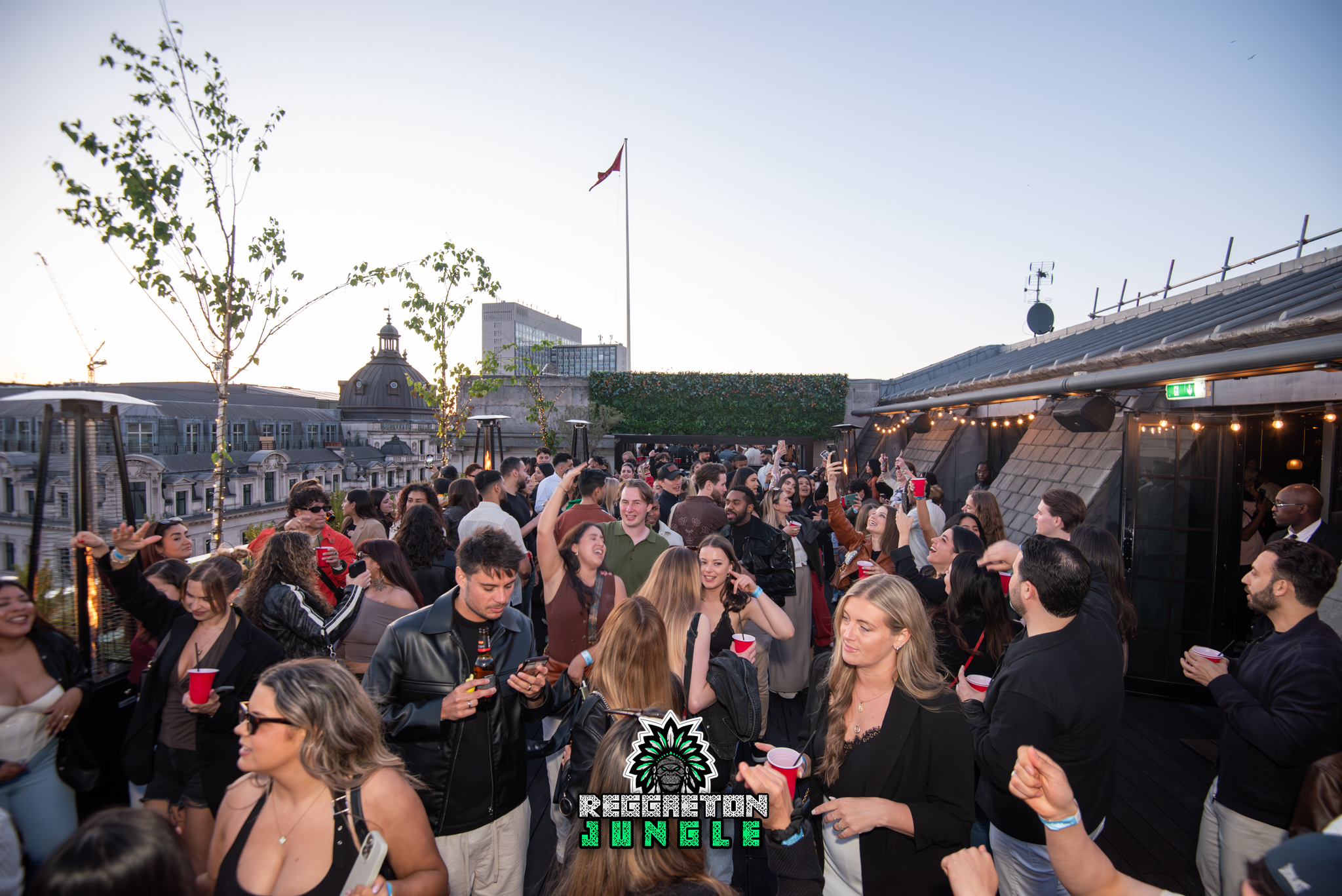 REGGAETONJUNGLE ROOFTOP