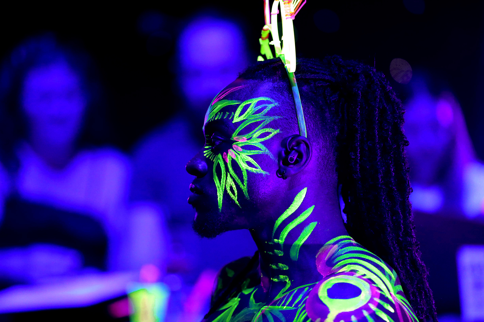 NEON NAKED LIFE DRAWING | OLD QUEENS HEAD | ANGEL