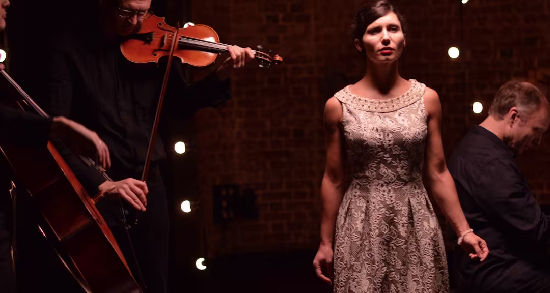 Hot Tango for Cool Nights - Tango 44 (Duo)