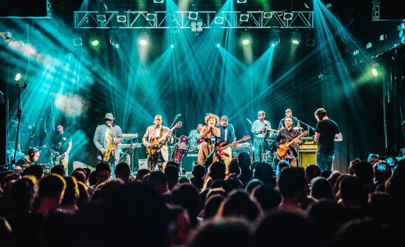 Dur-Dur Band International