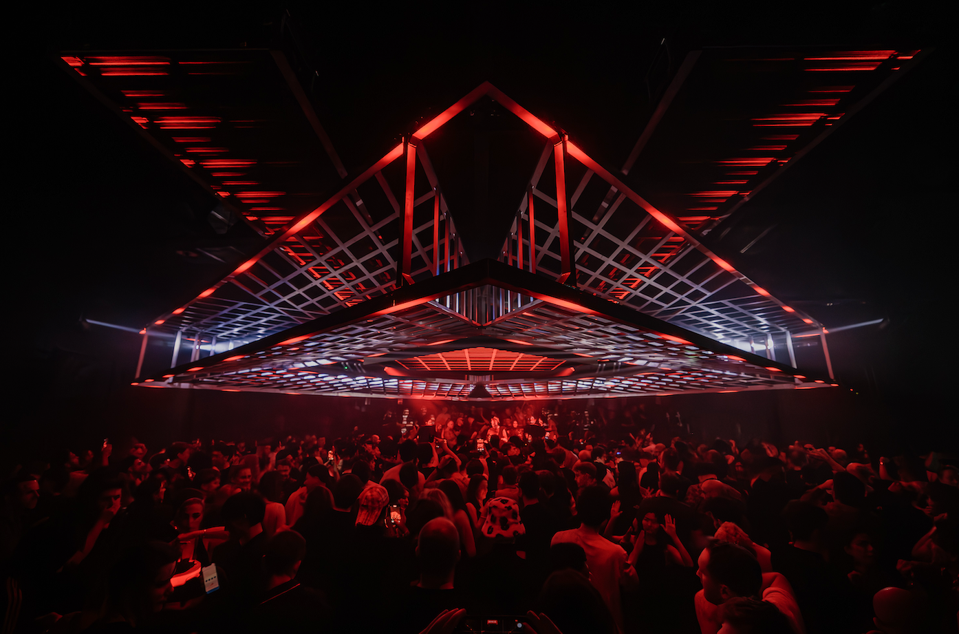 KAAZE (WORLD EXCLUSIVE SET), SARAH DE WARREN + MORE