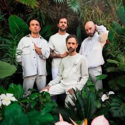 FENCES \\\\ plus Worried Desire Lines & Westheads