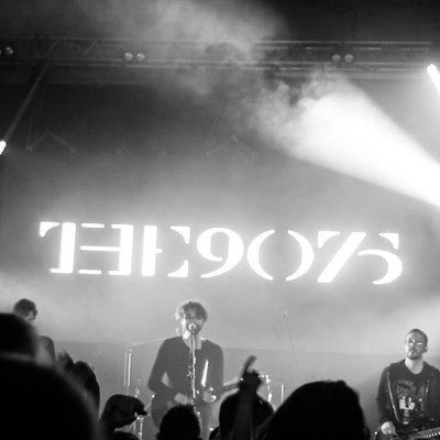 The 9075 - Playing the songs of The 1975